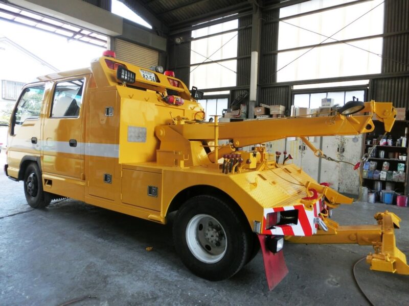 レッカー車の全塗装・マーキング施工事例