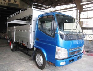 2t車(キャブ、アオリ塗装)